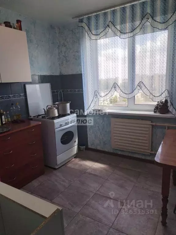 2-к кв. Саратовская область, Энгельс Полтавская ул., 38а (52.9 м) - Фото 1