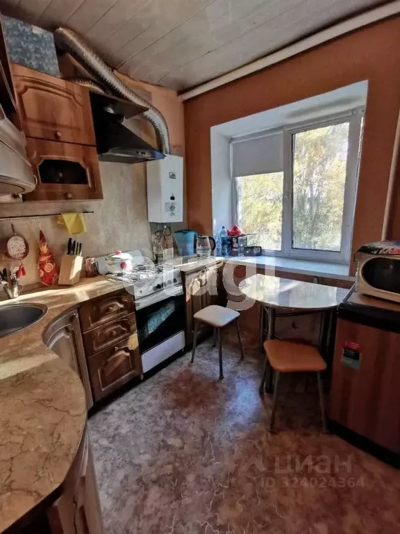 2-к кв. Саратовская область, Саратов Высокая ул., 5 (44.2 м) - Фото 2