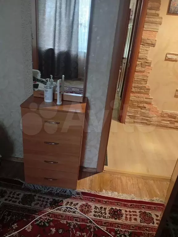 Комната 14 м в 3-к., 1/9 эт. - Фото 1