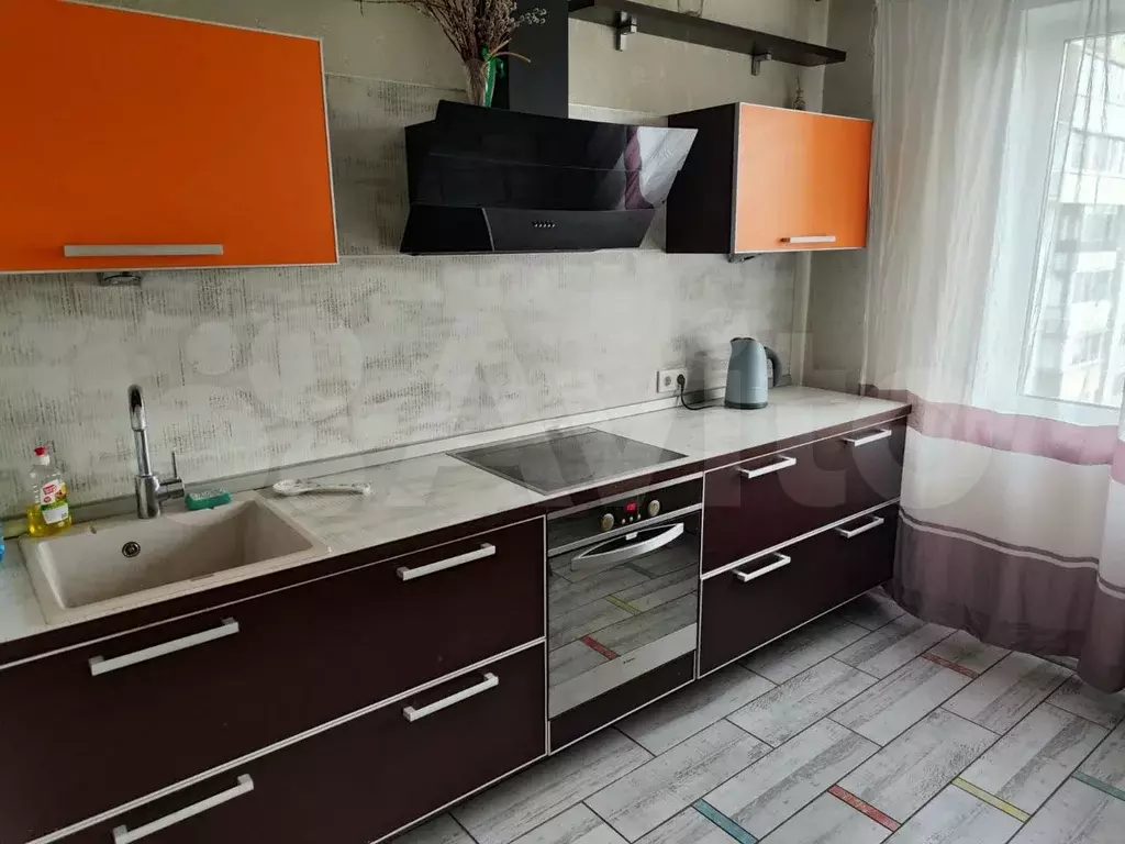 2-к. квартира, 52 м, 5/9 эт. - Фото 0
