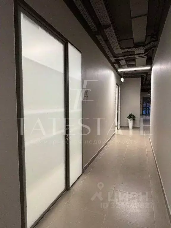 Офис в Татарстан, Казань просп. Победы, 173 (450 м) - Фото 1