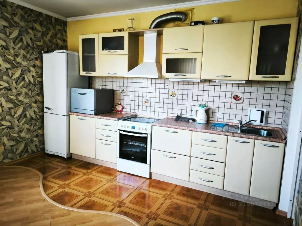 1-к кв. Волгоградская область, Волгоград бул. Энгельса, 34Д (64.0 м) - Фото 0
