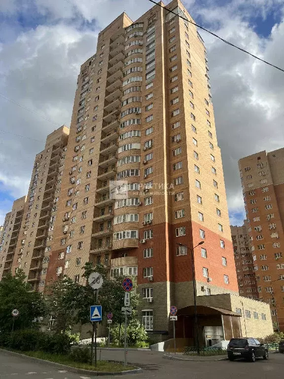 Продается 3-комнатная квартира - Фото 2