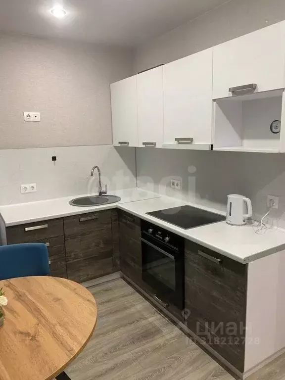 Студия Татарстан, Казань ул. Рауиса Гареева, 103 (28.3 м) - Фото 0