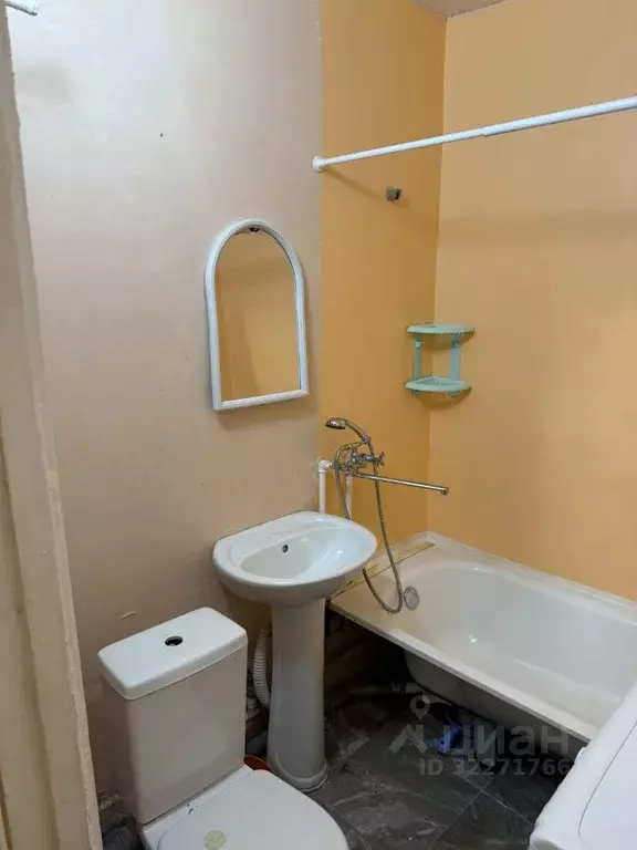 2-к кв. Саратовская область, Саратов проезд 2-й Магнитный, 38 (32.0 м) - Фото 2