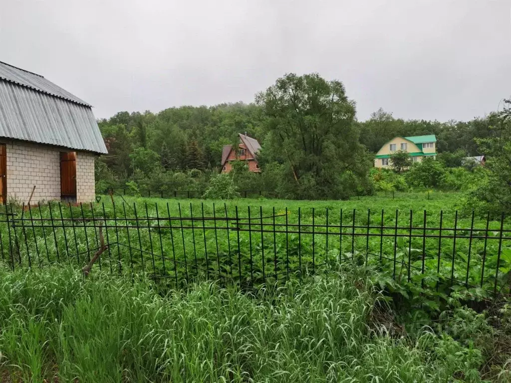 Участок в Башкортостан, Иглинский район, Ивано-Казанский сельсовет, д. ... - Фото 0