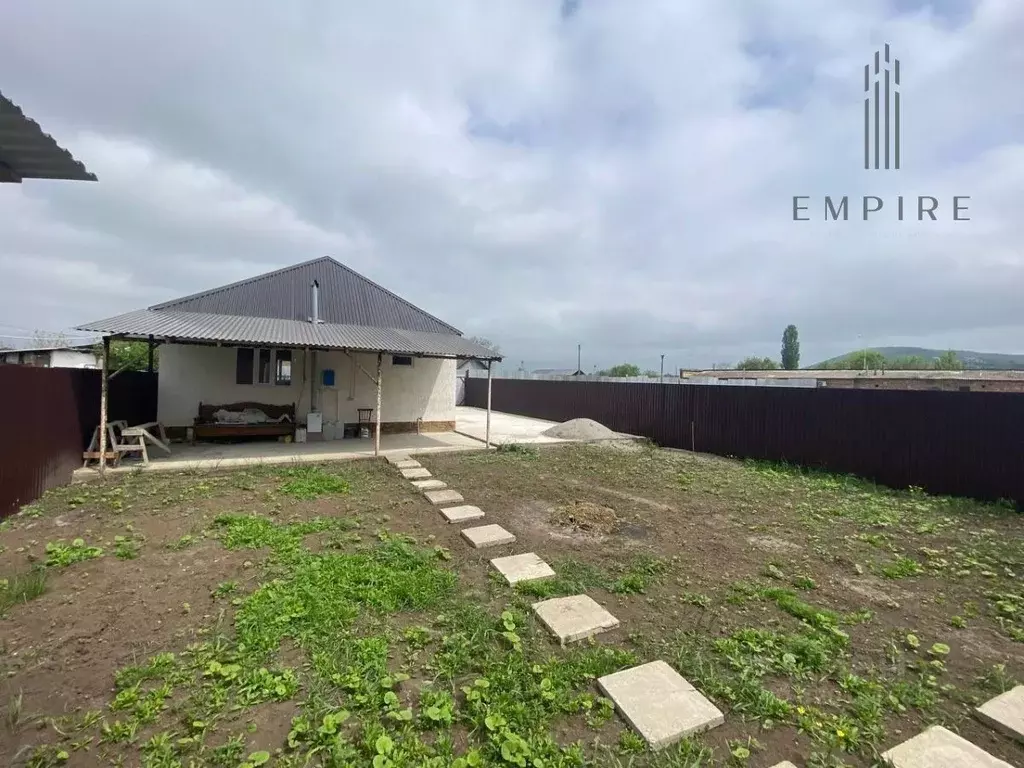 Дом в Чеченская республика, Грозный пос. Имени Шейха Изнаура ... - Фото 1