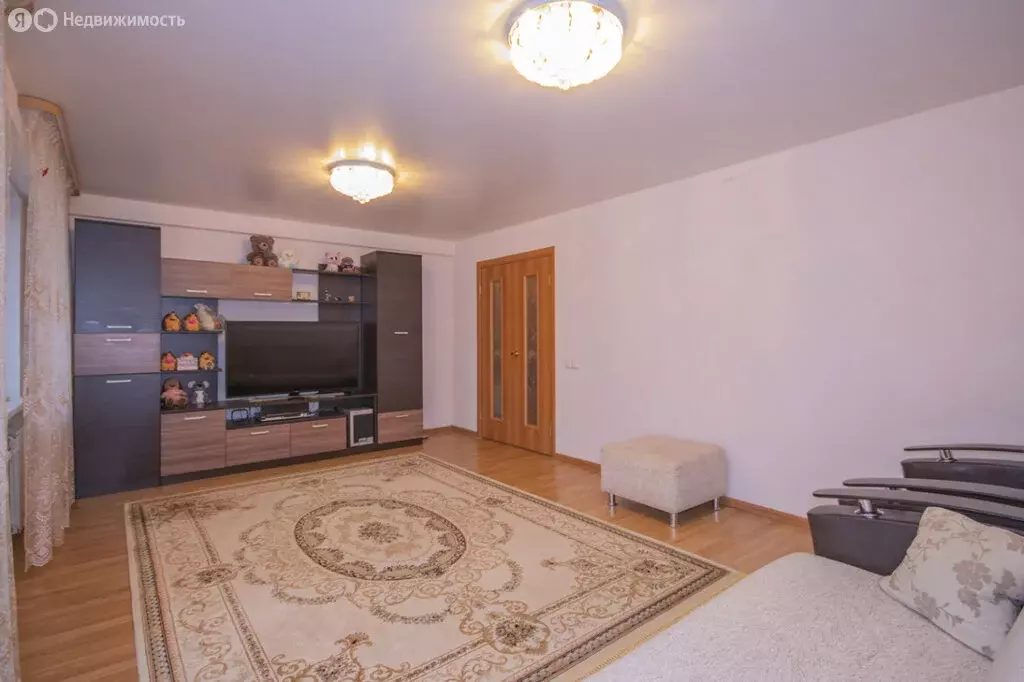 2-комнатная квартира: Екатеринбург, Дорожная улица, 23 (62.8 м) - Фото 2