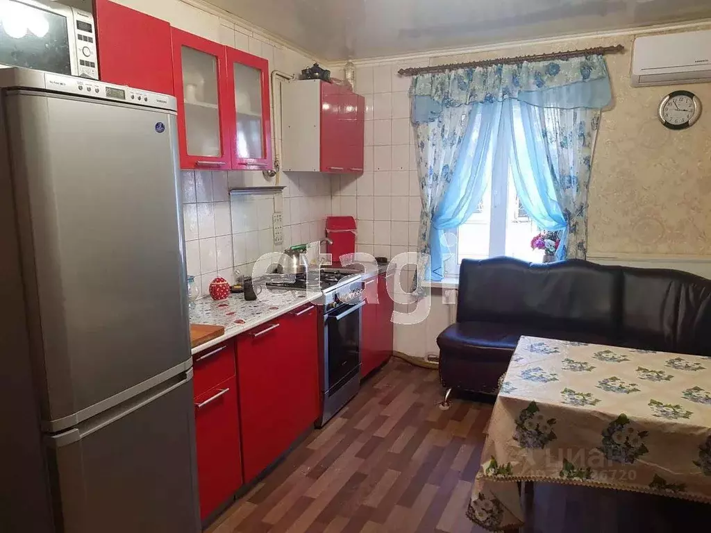 Дом в Крым, Симферополь ул. Карьерная, 16 (242 м) - Фото 0