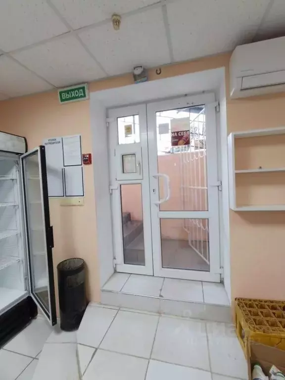 Торговая площадь в Крым, Феодосия ул. Куйбышева, 57 (52 м) - Фото 0