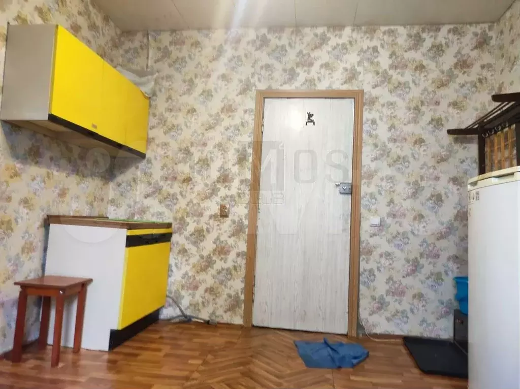 Комната 9 м в 1-к., 1/5 эт. - Фото 0