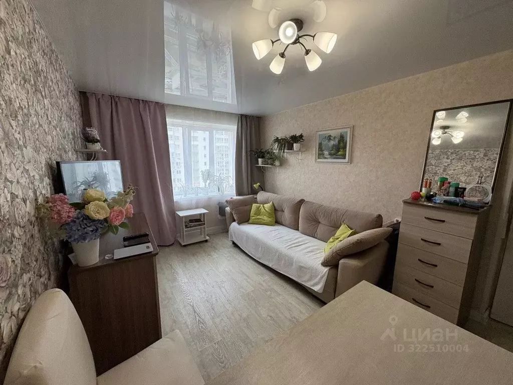 Комната Свердловская область, Екатеринбург ул. Умельцев, 9 (16.9 м) - Фото 2