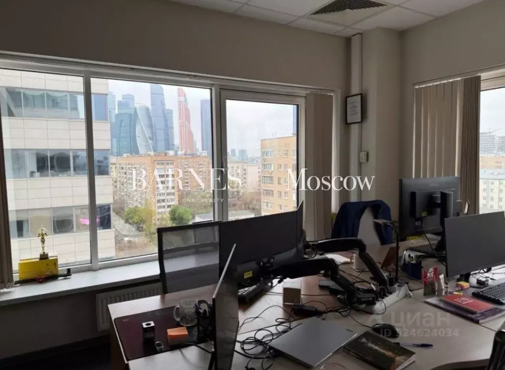 Офис в Брянская область, Новозыбковский городской округ, д. Тростань  ... - Фото 1