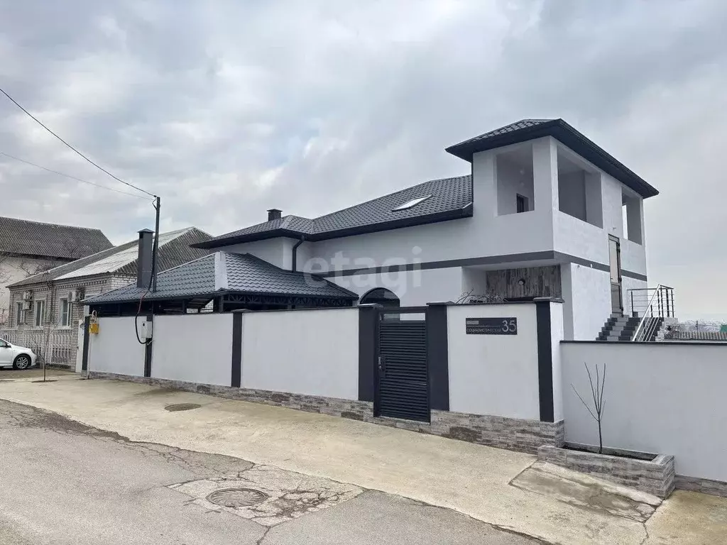 Дом в Краснодарский край, Новороссийск Социалистическая ул. (440 м) - Фото 1