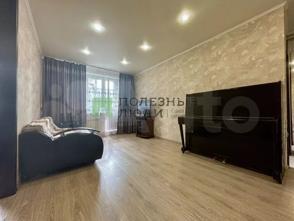 3-к. квартира, 58 м, 3/5 эт. - Фото 1
