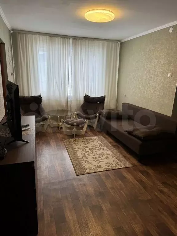 2-к. квартира, 43 м, 1/5 эт. - Фото 0