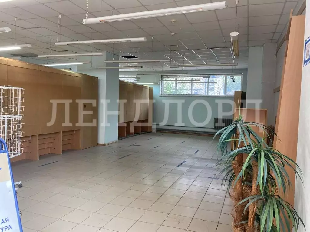Помещение свободного назначения в Ростовская область, Новочеркасск ул. ... - Фото 2