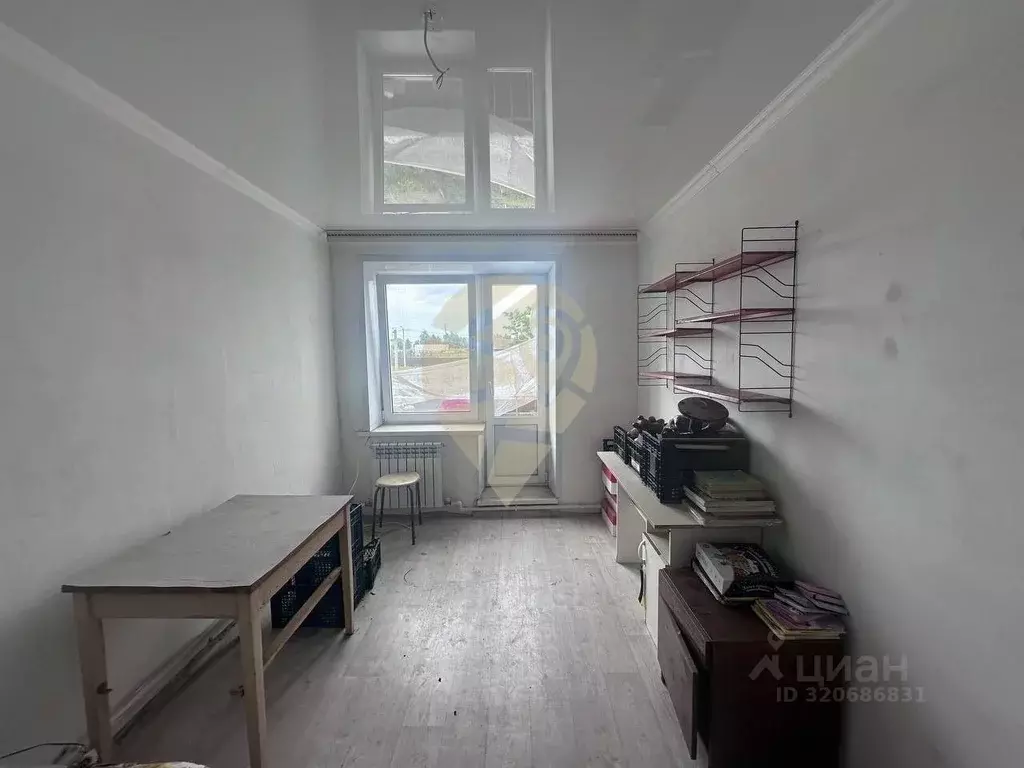 2-к кв. Белгородская область, Старооскольский городской округ, с. ... - Фото 1