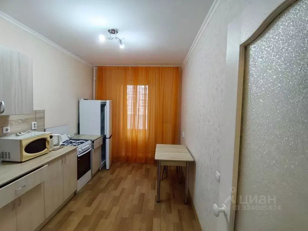 2-к кв. Татарстан, Альметьевск ул. Гафиатуллина, 70 (56.0 м) - Фото 2