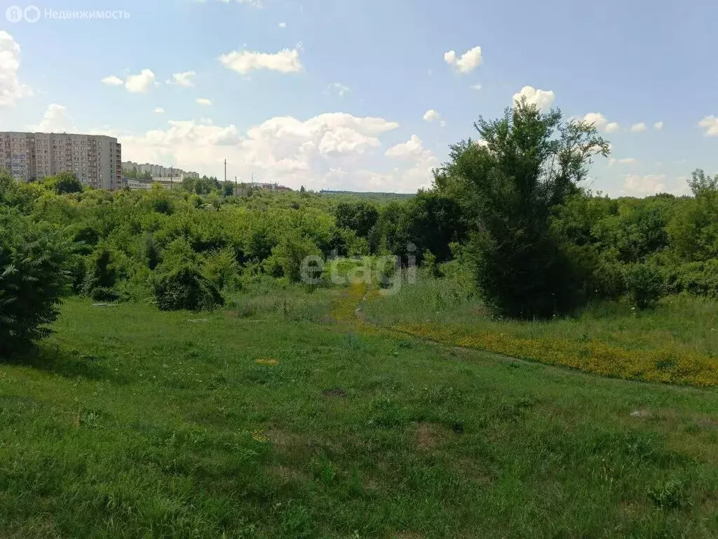 Участок в Губкин, Мичуринский микрорайон (6 м) - Фото 0