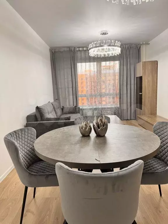 3-к. квартира, 80 м, 12/17 эт. - Фото 1