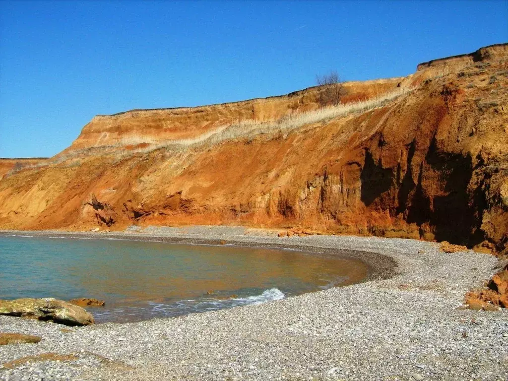 Участок в Крым, Бахчисарайский район, Песчановское с/пос, с. Береговое ... - Фото 1