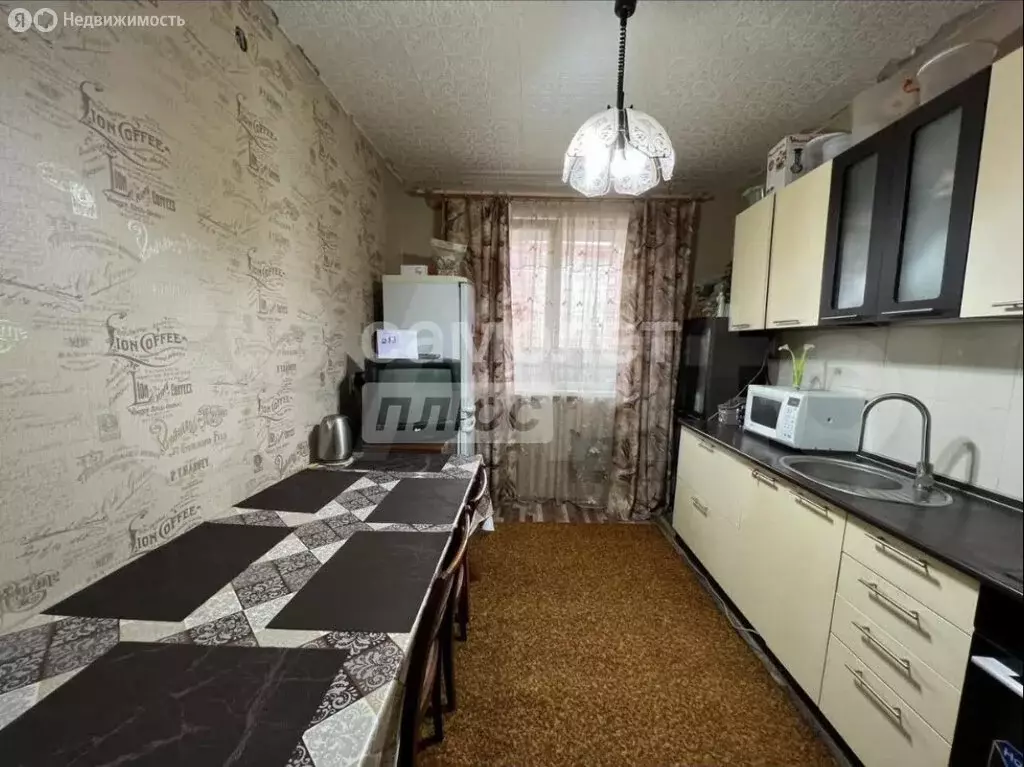 4-комнатная квартира: Первоуральск, улица Емлина, 5 (83.9 м) - Фото 1
