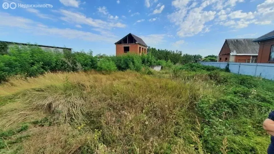 Дом в посёлок городского типа Ахтырский, улица Дзержинского, 39 (30 м) - Фото 0