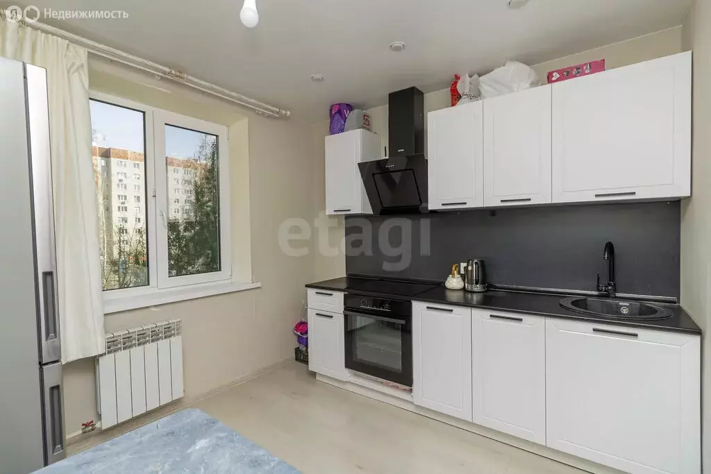 2-комнатная квартира: Тюмень, улица Домостроителей, 12 (50 м) - Фото 2