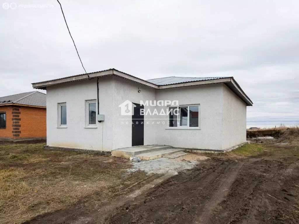 Дом в село Троицкое, Сахалинская улица, 17 (115 м) - Фото 1