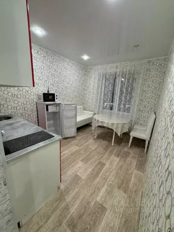 1-к кв. Татарстан, Казань ул. Азата Аббасова, 3 (35.0 м) - Фото 1