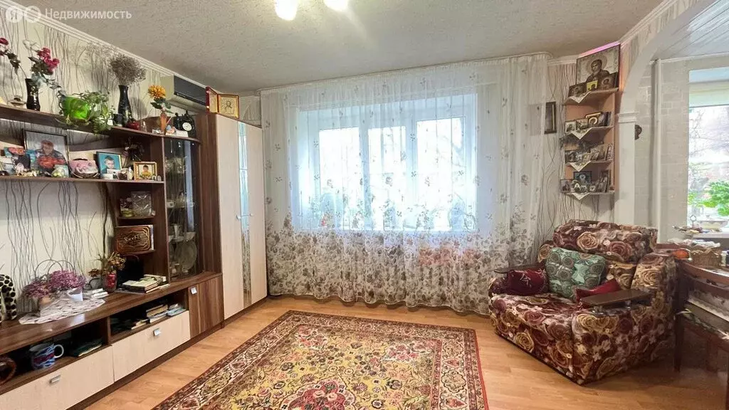 3-комнатная квартира: Лабинск, улица Мира, 211/1 (66.1 м) - Фото 1