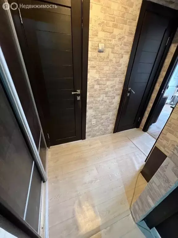 2-комнатная квартира: Омск, 2-я Железнодорожная улица, 5 (53.6 м) - Фото 1