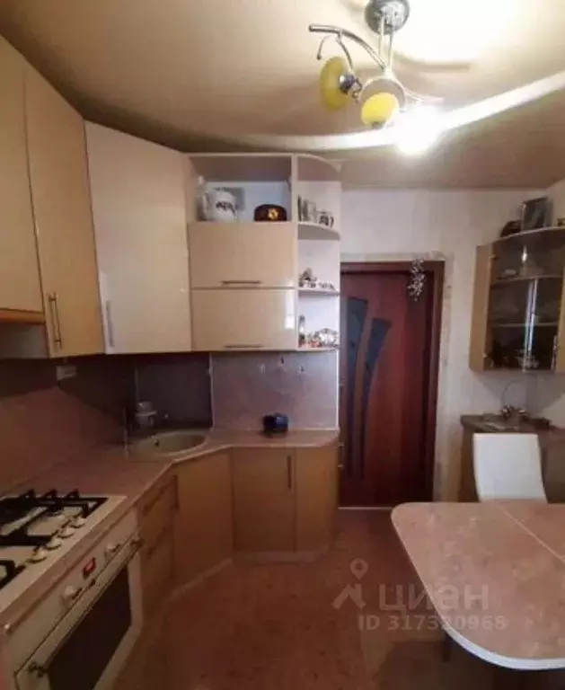 3-к кв. Белгородская область, Белгород ул. Есенина, 54 (71.0 м) - Фото 0