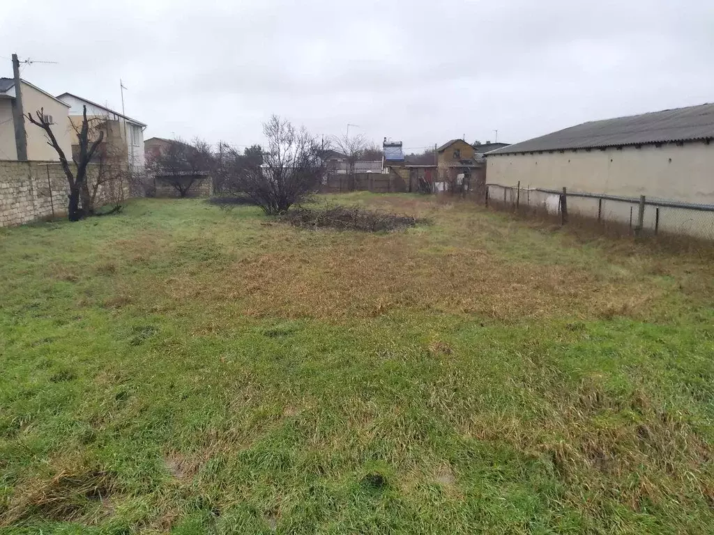 Участок в Крым, Симферопольский район, Николаевка пгт ул. Октябрьской ... - Фото 1