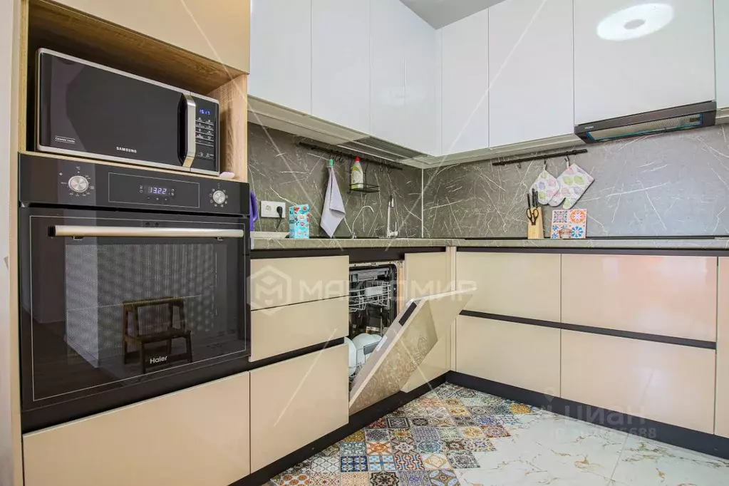 3-к кв. Ленинградская область, Всеволожский район, д. Новое Девяткино ... - Фото 2