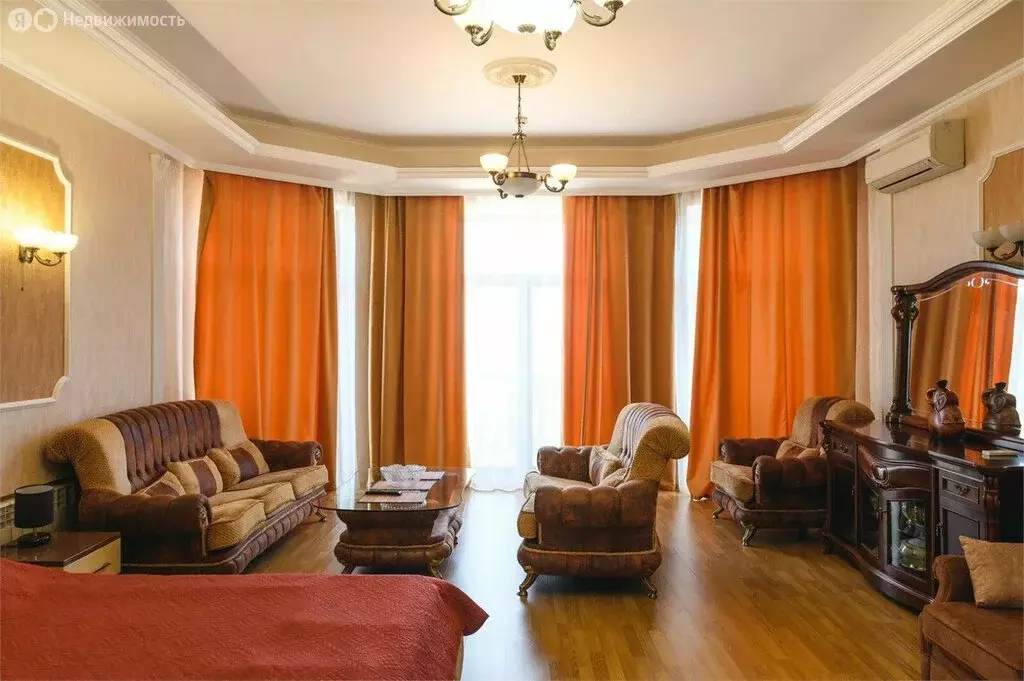 Квартира-студия: Алушта, Комсомольская улица, 5 (52 м) - Фото 1