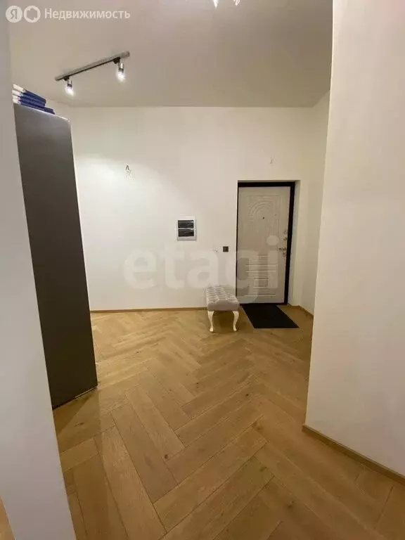 2-комнатная квартира: Калининград, улица Потёмкина, 1 (60 м) - Фото 1