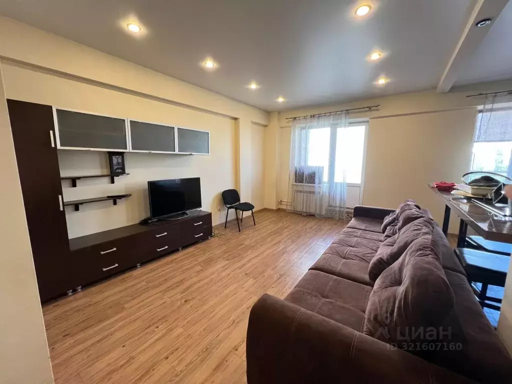 3-к кв. Иркутская область, Иркутск ул. Пискунова, 137/3 (88.0 м) - Фото 0