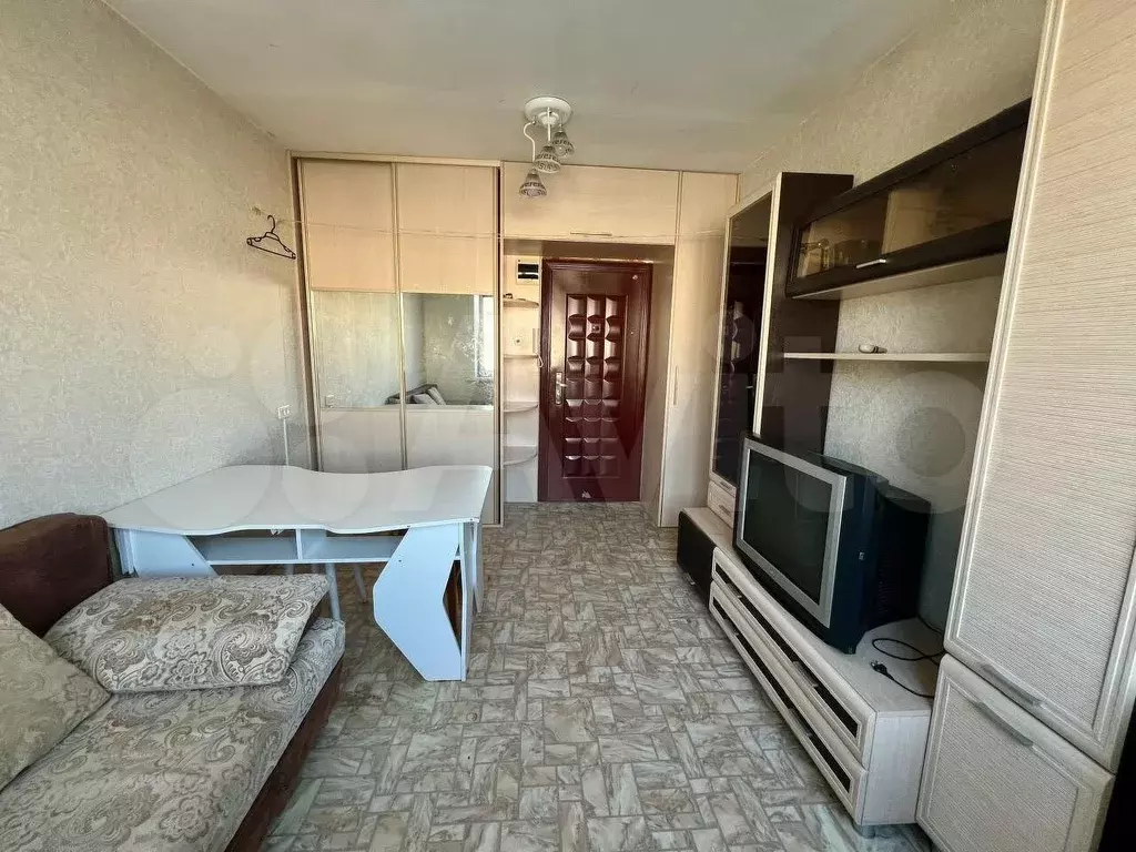 Комната 13,1 м в 3-к., 5/5 эт. - Фото 1