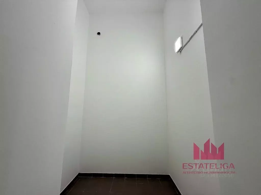 Гараж в Москва бул. Братьев Весниных, 1 (8 м) - Фото 2