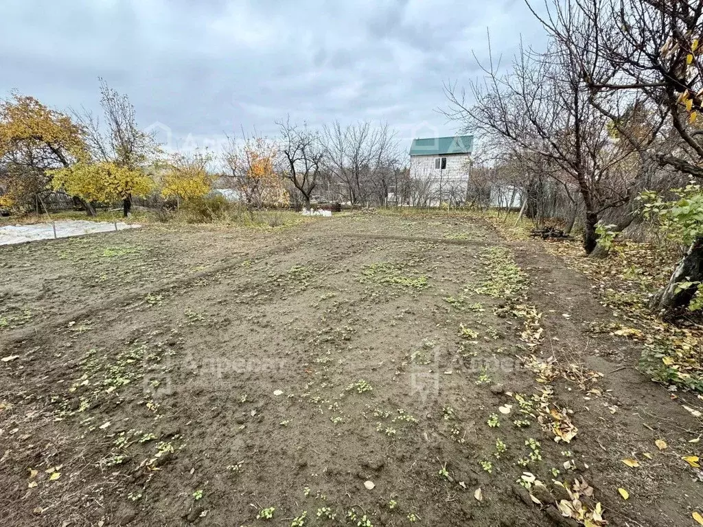 Участок в Волгоградская область, Волжский Химик СНТ, ул. 19-я Песчаная ... - Фото 1