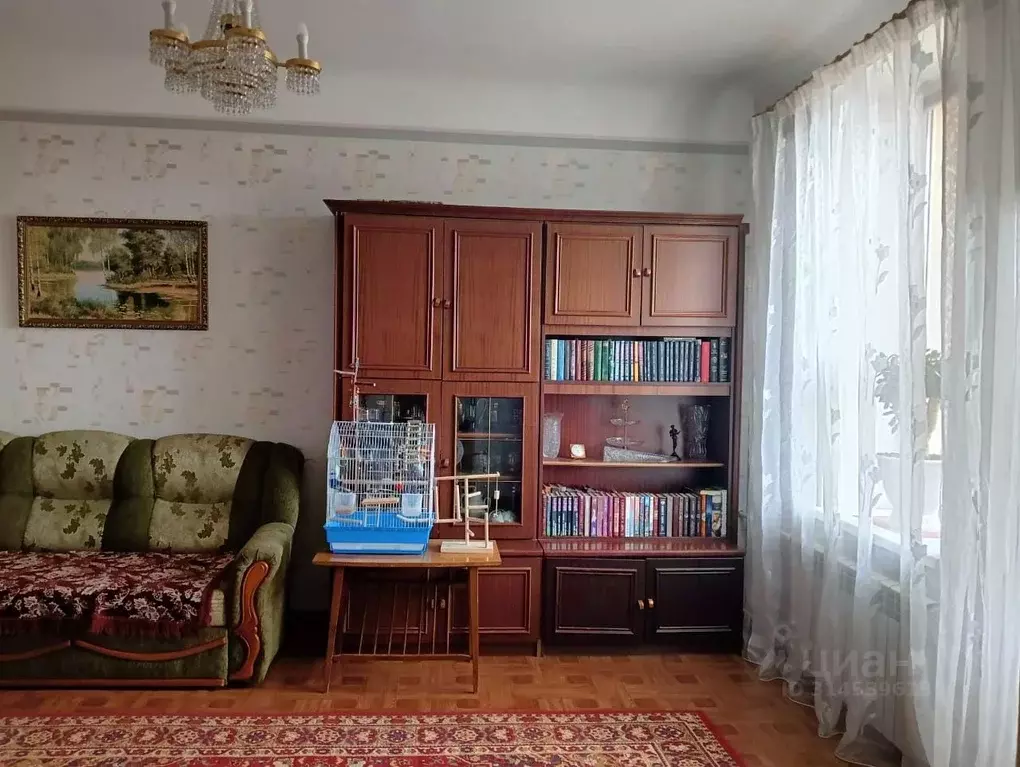 3-к кв. Волгоградская область, Волгоград ул. Шурухина, 13 (75.0 м) - Фото 0