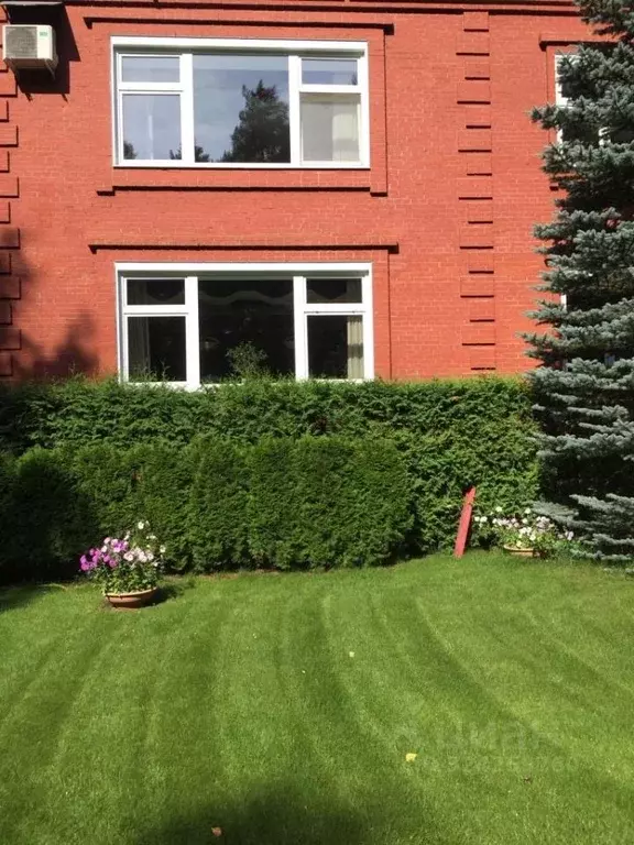 Коттедж в Пермский край, Пермь Красноборская ул., 54 (561 м) - Фото 1