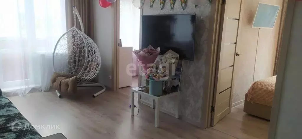 Продаётся 4-к квартира, 60.4 м - Фото 0