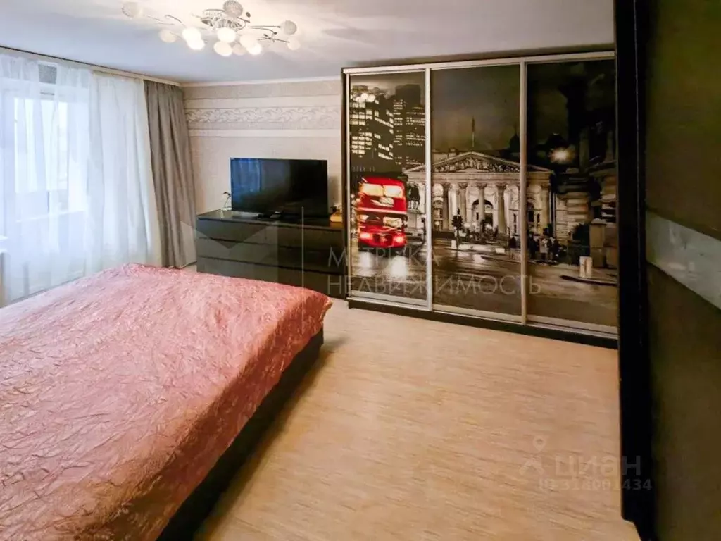 2-к кв. Тюменская область, Тюмень ул. Пермякова, 72к3 (72.0 м) - Фото 0