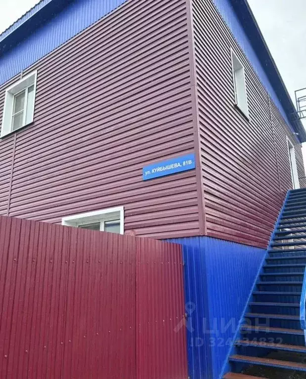 Дом в Удмуртия, Глазов ул. Куйбышева, 81В (100 м) - Фото 1