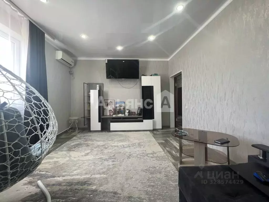 Дом в Ростовская область, Цимлянск Новый пер. (96 м) - Фото 1