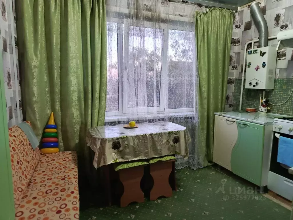 3-к кв. Краснодарский край, Лабинск ул. Турчанинова, 192 (69.3 м) - Фото 1