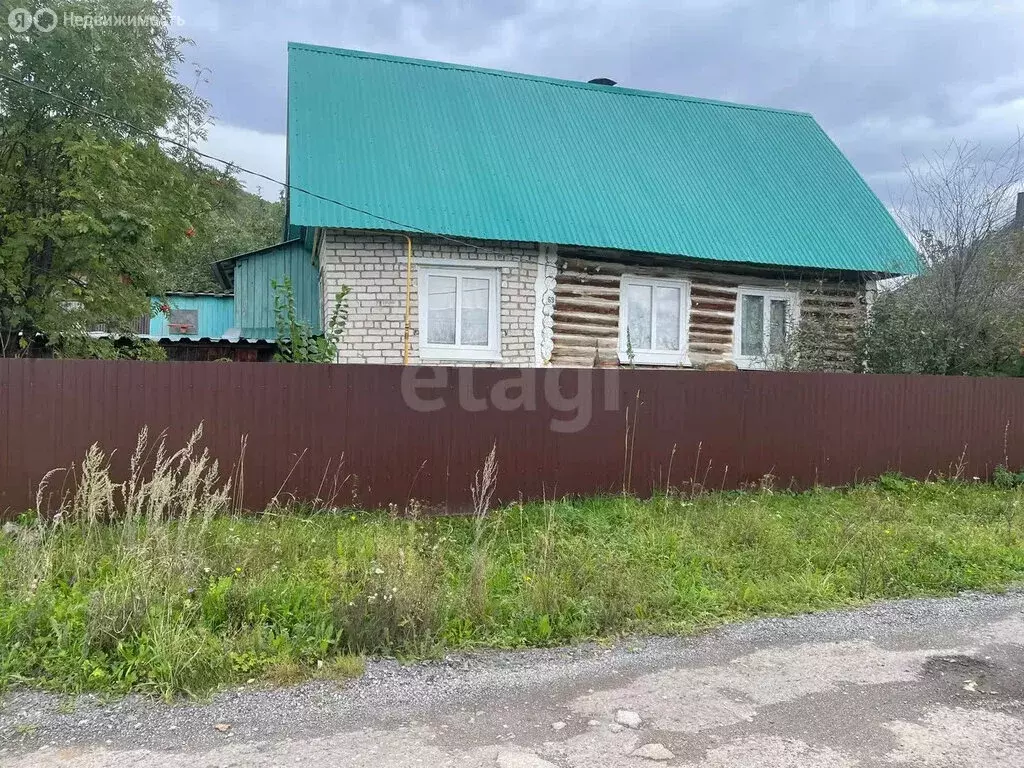 Дом в Аша, улица Гузакова (65.5 м) - Фото 1